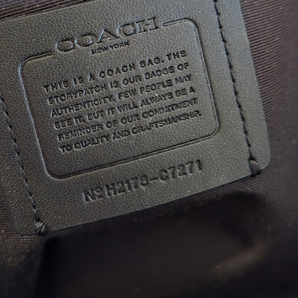 Coach City Tote and matching wallet - Picture 4 of 8